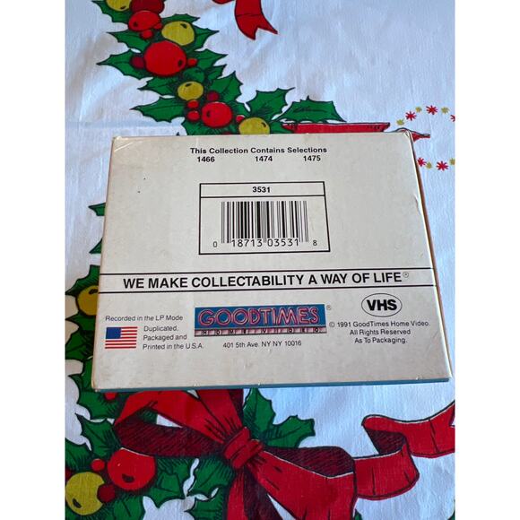 3VHS videotape gift set Holiday cartoon Classics - Picture 3 of 6